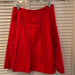 Silk pleated red skirt. Size 2